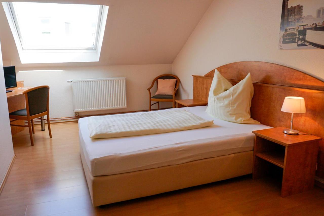 Haus Loehrberg Hotel Hemer Екстериор снимка